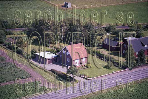 AP 00-215, #11. AP 00-215_0011 (Uppges vid kontakt med Svenska Aero-Bilder AB)