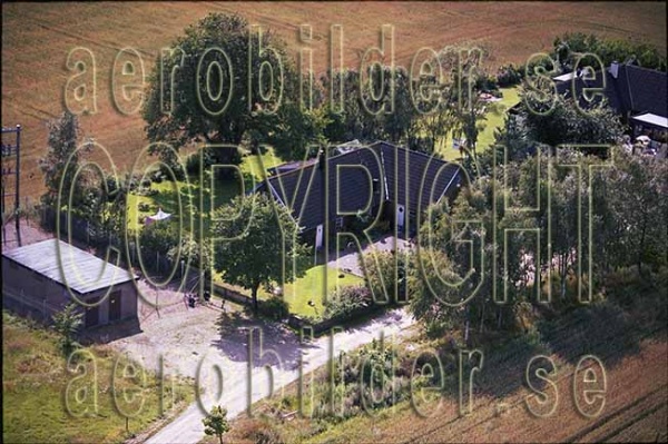 AP 00-215, #28. AP 00-215_0028 (Uppges vid kontakt med Svenska Aero-Bilder AB)