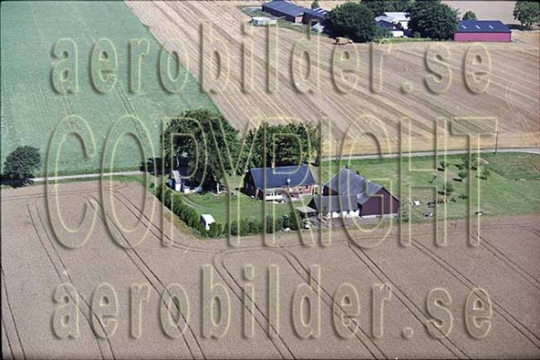 AP 03-212, #2. AP 03-212_0002 (Uppges vid kontakt med Svenska Aero-Bilder AB)