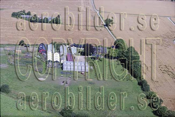 AP 03-212, #4. AP 03-212_0004 (Uppges vid kontakt med Svenska Aero-Bilder AB)