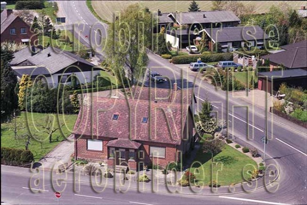 AP S 9105, #8. AP S 9105_0008  (Uppges vid kontakt med Svenska Aero-Bilder AB)