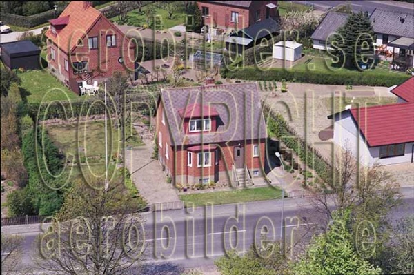 AP S 9105, #10. AP S 9105_0010  (Uppges vid kontakt med Svenska Aero-Bilder AB)