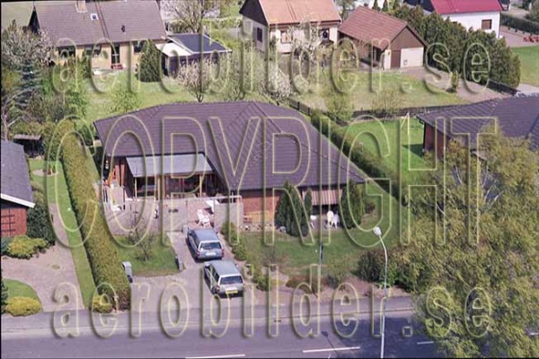 AP S 9105, #33. AP S 9105_0033  (Uppges vid kontakt med Svenska Aero-Bilder AB)