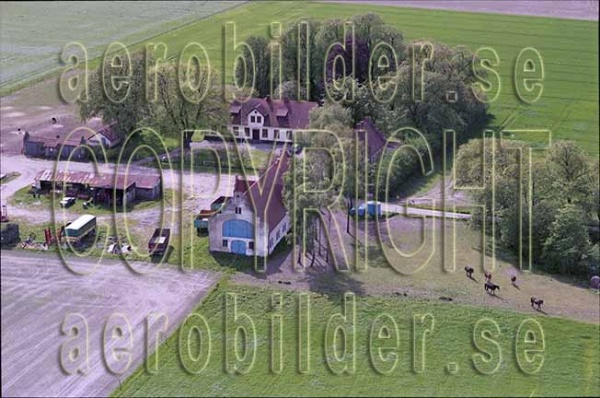 AP S 9136, #12. AP S 9136_0012  (Uppges vid kontakt med Svenska Aero-Bilder AB)