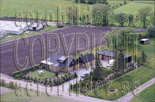 AP S 9136, #35. AP S 9136_0035  (Uppges vid kontakt med Svenska Aero-Bilder AB)