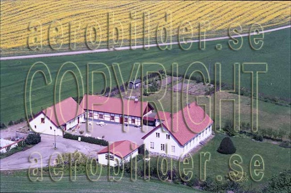 AP S 9169, #4. AP S 9169_0004  (Uppges vid kontakt med Svenska Aero-Bilder AB)