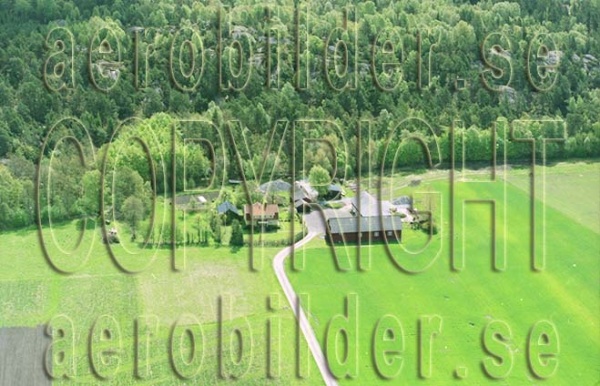 FFF 03005, #37. FFF 03005_0037 (Uppges vid kontakt med Svenska Aero-Bilder AB)