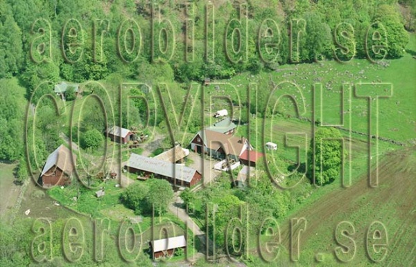 FFF 03028, #32. FFF 03028_0032 (Uppges vid kontakt med Svenska Aero-Bilder AB)