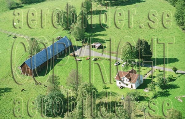 FFF 04057, #18. FFF 04057_0018 (Uppges vid kontakt med Svenska Aero-Bilder AB)