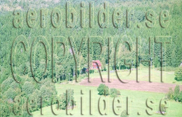 FFF 04057, #33. FFF 04057_0033 (Uppges vid kontakt med Svenska Aero-Bilder AB)