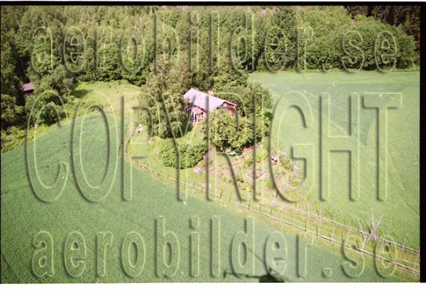 FFF 98-8901, #8. FFF 98-8901_0008 (Uppges vid kontakt med Svenska Aero-Bilder AB)