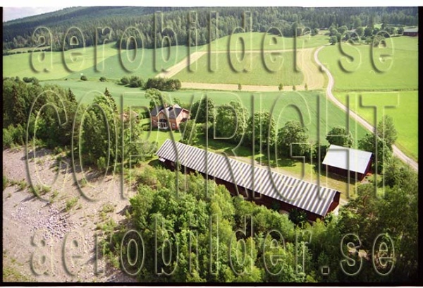 FFF 98-8901, #33. FFF 98-8901_0033 (Uppges vid kontakt med Svenska Aero-Bilder AB)