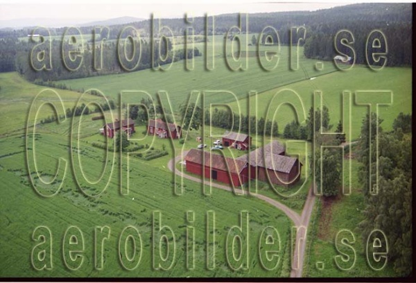 FFF 98-8902, #1. FFF 98-8902_0001 (Uppges vid kontakt med Svenska Aero-Bilder AB)