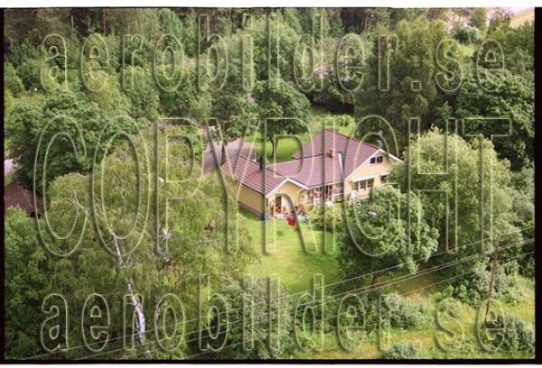 FFF 98-8902, #8. FFF 98-8902_0008 (Uppges vid kontakt med Svenska Aero-Bilder AB)