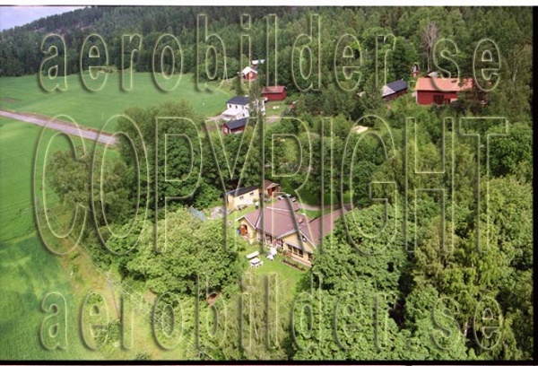 FFF 98-8902, #9. FFF 98-8902_0009 (Uppges vid kontakt med Svenska Aero-Bilder AB)