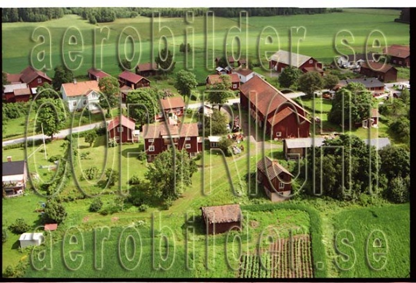 FFF 98-8902, #32. FFF 98-8902_0032 (Uppges vid kontakt med Svenska Aero-Bilder AB)