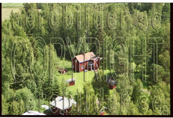 FFF 98-8905, #10. FFF 98-8905_0010 (Uppges vid kontakt med Svenska Aero-Bilder AB)