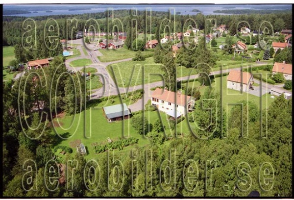 FFF 98-8906, #9. FFF 98-8906_0009 (Uppges vid kontakt med Svenska Aero-Bilder AB)