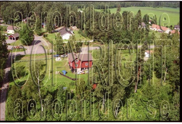 FFF 98-8906, #12. FFF 98-8906_0012 (Uppges vid kontakt med Svenska Aero-Bilder AB)