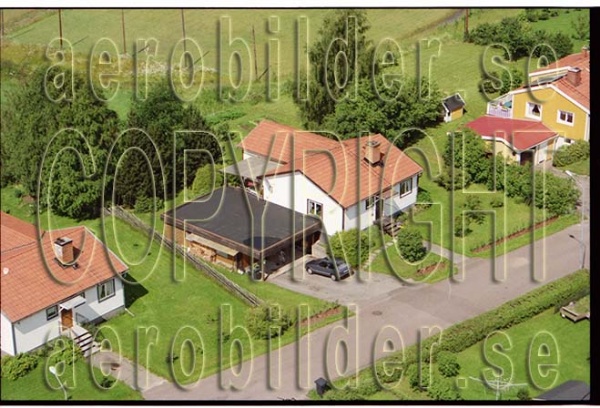 FFF 98-8906, #19. FFF 98-8906_0019 (Uppges vid kontakt med Svenska Aero-Bilder AB)