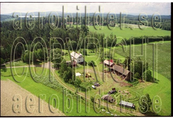 FFF 98-8906, #32. FFF 98-8906_0032 (Uppges vid kontakt med Svenska Aero-Bilder AB)