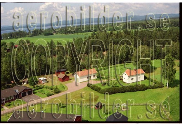 FFF 98-8906, #34. FFF 98-8906_0034 (Uppges vid kontakt med Svenska Aero-Bilder AB)