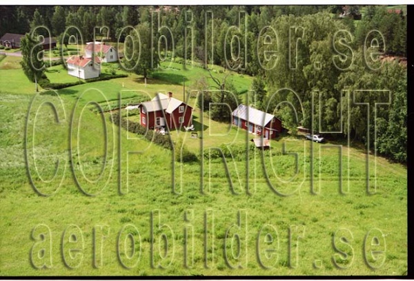 FFF 98-8906, #37. FFF 98-8906_0037 (Uppges vid kontakt med Svenska Aero-Bilder AB)