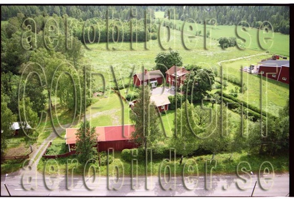 FFF 98-8907, #12. FFF 98-8907_0012 (Uppges vid kontakt med Svenska Aero-Bilder AB)