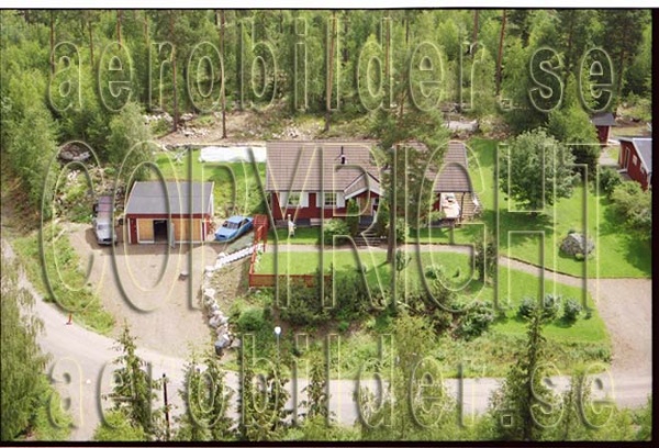 FFF 98-8907, #16. FFF 98-8907_0016 (Uppges vid kontakt med Svenska Aero-Bilder AB)