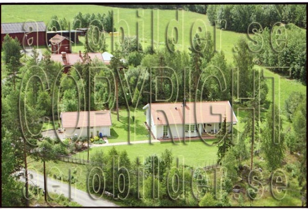 FFF 98-8908, #1. FFF 98-8908_0001 (Uppges vid kontakt med Svenska Aero-Bilder AB)