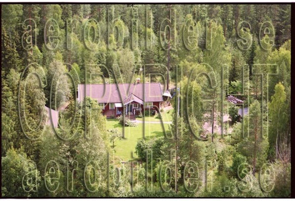 FFF 98-8908, #4. FFF 98-8908_0004 (Uppges vid kontakt med Svenska Aero-Bilder AB)