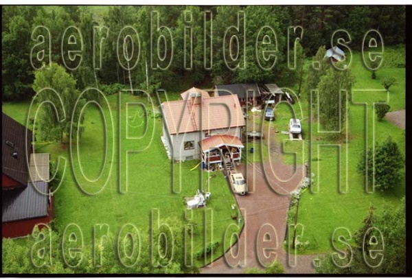 FFF 98-8909, #4. FFF 98-8909_0004 (Uppges vid kontakt med Svenska Aero-Bilder AB)