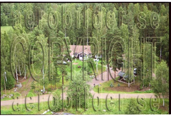 FFF 98-8909, #14. FFF 98-8909_0014 (Uppges vid kontakt med Svenska Aero-Bilder AB)