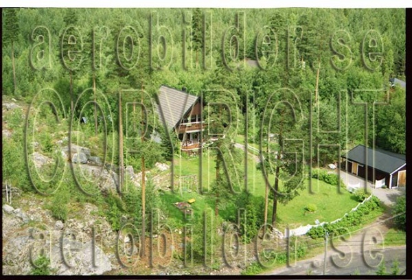 FFF 98-8909, #30. FFF 98-8909_0030 (Uppges vid kontakt med Svenska Aero-Bilder AB)