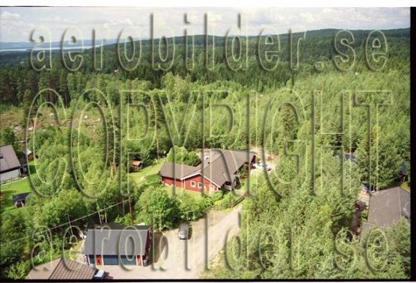 FFF 98-8909, #32. FFF 98-8909_0032 (Uppges vid kontakt med Svenska Aero-Bilder AB)