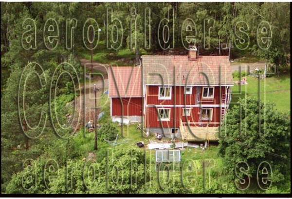 FFF 98-8909, #34. FFF 98-8909_0034 (Uppges vid kontakt med Svenska Aero-Bilder AB)