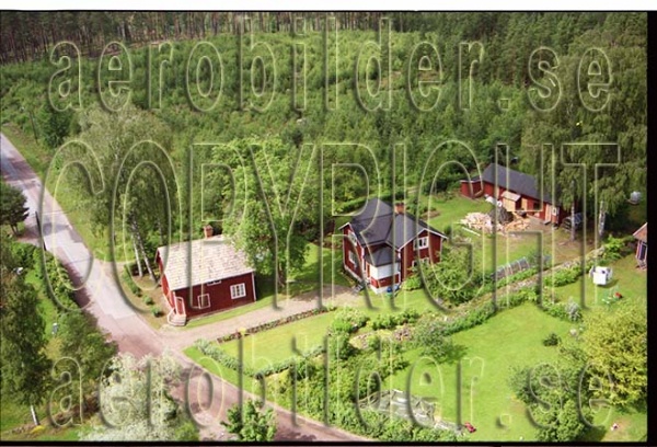 FFF 98-8910, #10. FFF 98-8910_0010 (Uppges vid kontakt med Svenska Aero-Bilder AB)