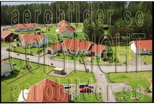 FFF 98-8910, #32. FFF 98-8910_0032 (Uppges vid kontakt med Svenska Aero-Bilder AB)