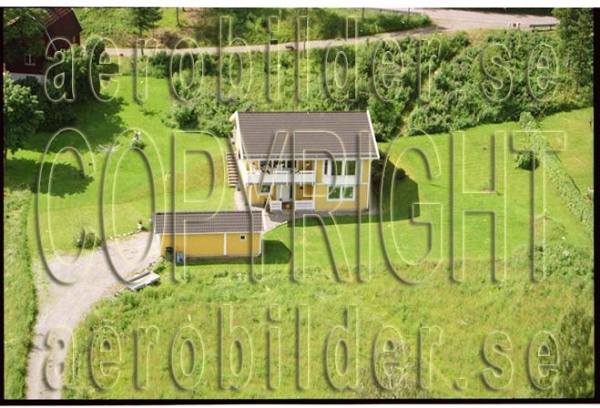 FFF 98-8911, #32. FFF 98-8911_0032 (Uppges vid kontakt med Svenska Aero-Bilder AB)