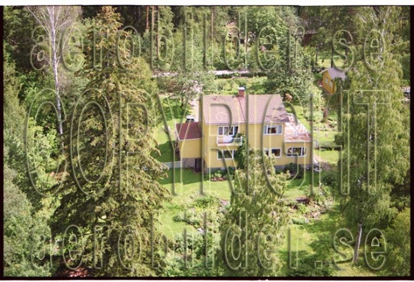 FFF 98-8913, #3. FFF 98-8913_0003 (Uppges vid kontakt med Svenska Aero-Bilder AB)