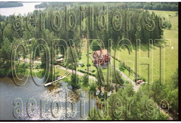 FFF 98-8913, #8. FFF 98-8913_0008 (Uppges vid kontakt med Svenska Aero-Bilder AB)