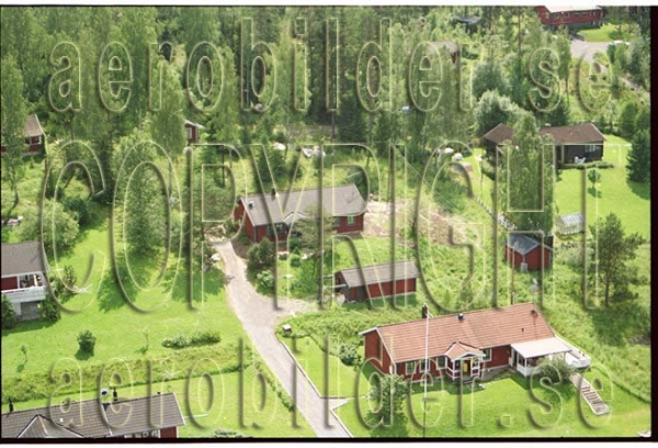 FFF 98-8913, #32. FFF 98-8913_0032 (Uppges vid kontakt med Svenska Aero-Bilder AB)