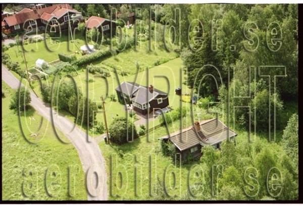 FFF 98-8913, #36. FFF 98-8913_0036 (Uppges vid kontakt med Svenska Aero-Bilder AB)