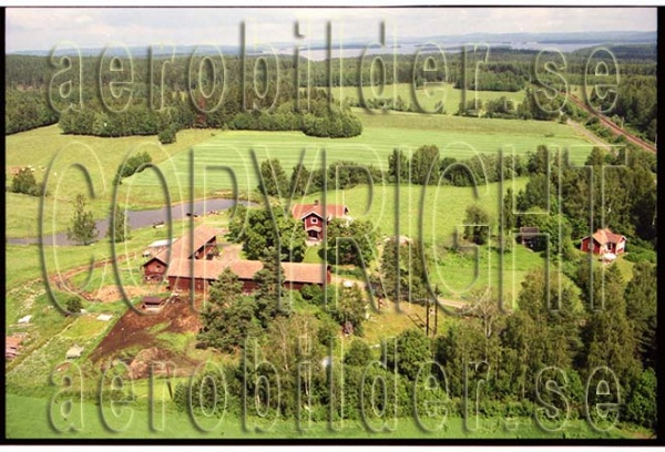 FFF 98-8914, #22. FFF 98-8914_0022 (Uppges vid kontakt med Svenska Aero-Bilder AB)