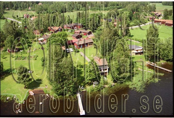 FFF 98-8915, #8. FFF 98-8915_0008 (Uppges vid kontakt med Svenska Aero-Bilder AB)