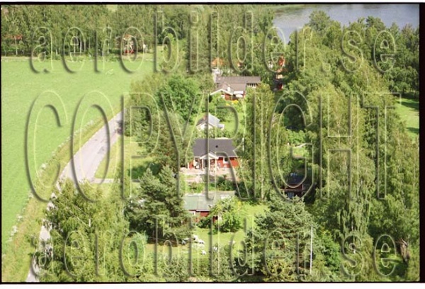 FFF 98-8915, #30. FFF 98-8915_0030 (Uppges vid kontakt med Svenska Aero-Bilder AB)