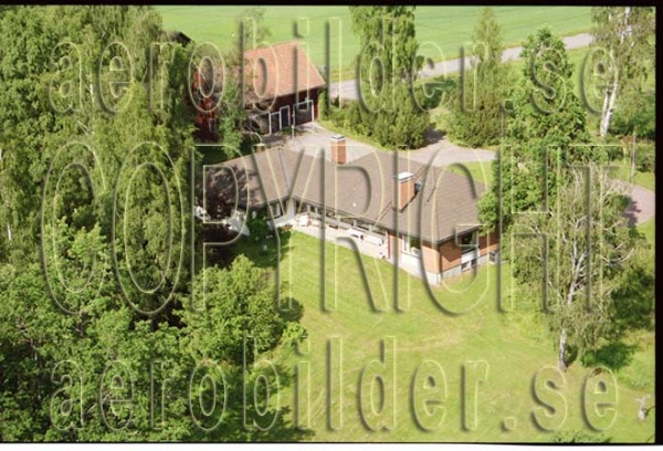 FFF 98-8916, #5. FFF 98-8916_0005 (Uppges vid kontakt med Svenska Aero-Bilder AB)