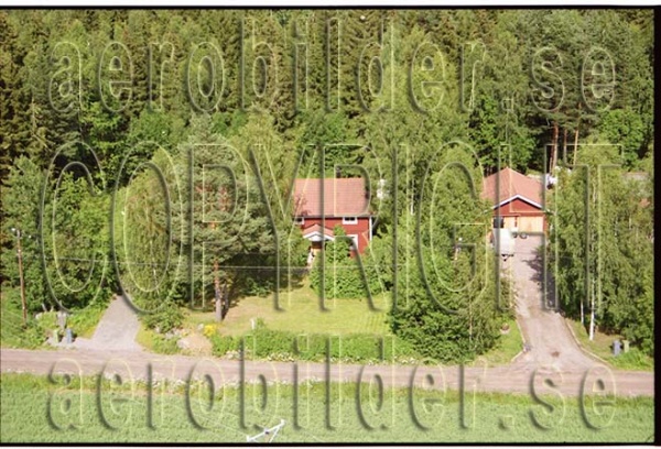 FFF 98-8916, #13. FFF 98-8916_0013 (Uppges vid kontakt med Svenska Aero-Bilder AB)