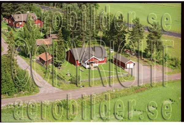 FFF 98-8916, #14. FFF 98-8916_0014 (Uppges vid kontakt med Svenska Aero-Bilder AB)