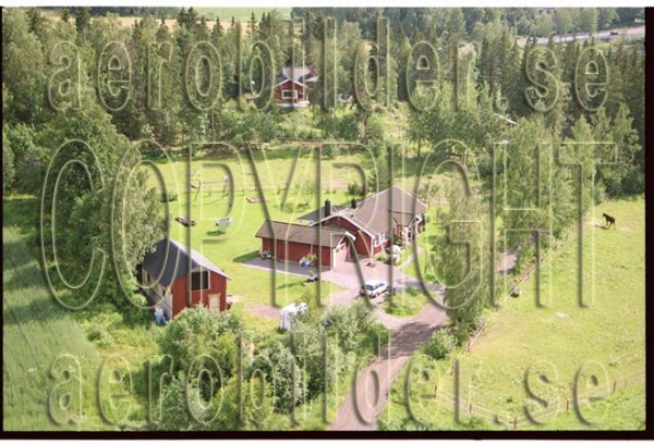 FFF 98-8916, #16. FFF 98-8916_0016 (Uppges vid kontakt med Svenska Aero-Bilder AB)